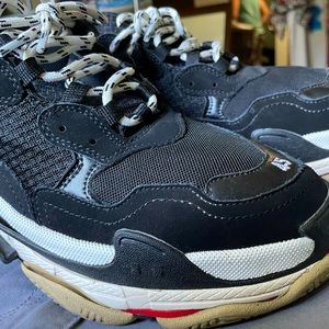 Size 45 (12) Balenciaga triple S sneakers